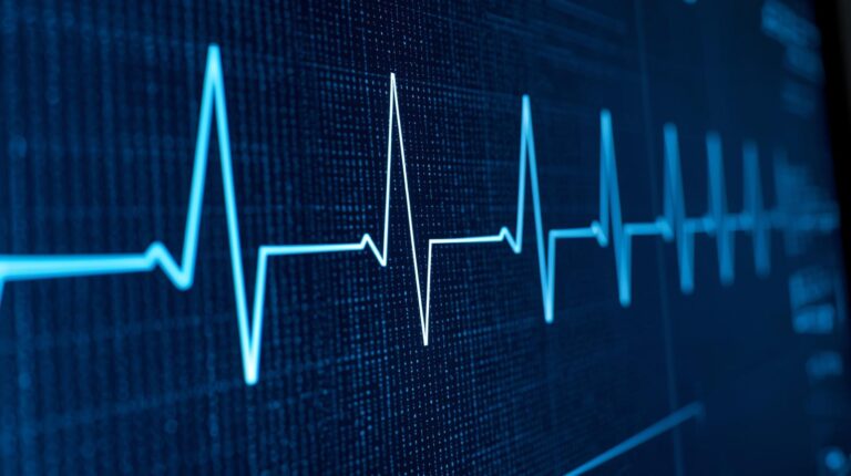 dog vital signs main graphic of an EKG heartbeat pattern